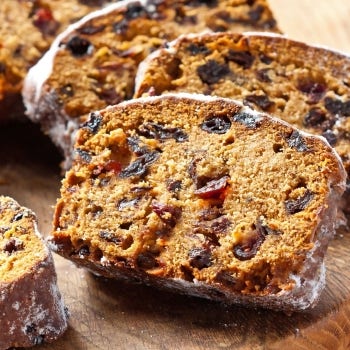 Spicy Apple Raisin Cake