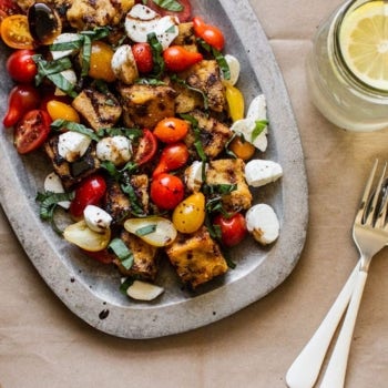 Grilled Garlic and Tomato Polenta with Caprese Salad