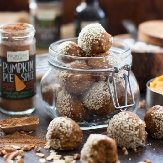 No-Bake Pumpkin Pie Energy Bites No-Bake Pumpkin Pie Energy Bites