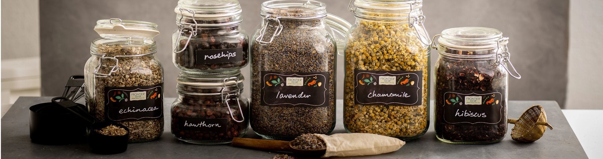 Bulk jars of product